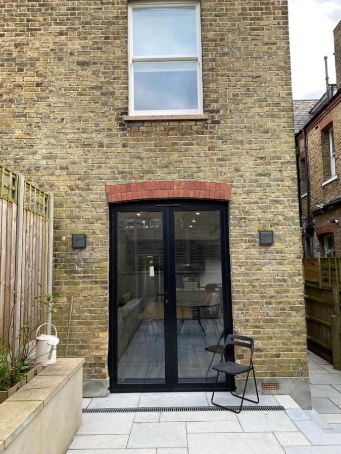 Stylish Home In Streatham. 런던 외부 사진